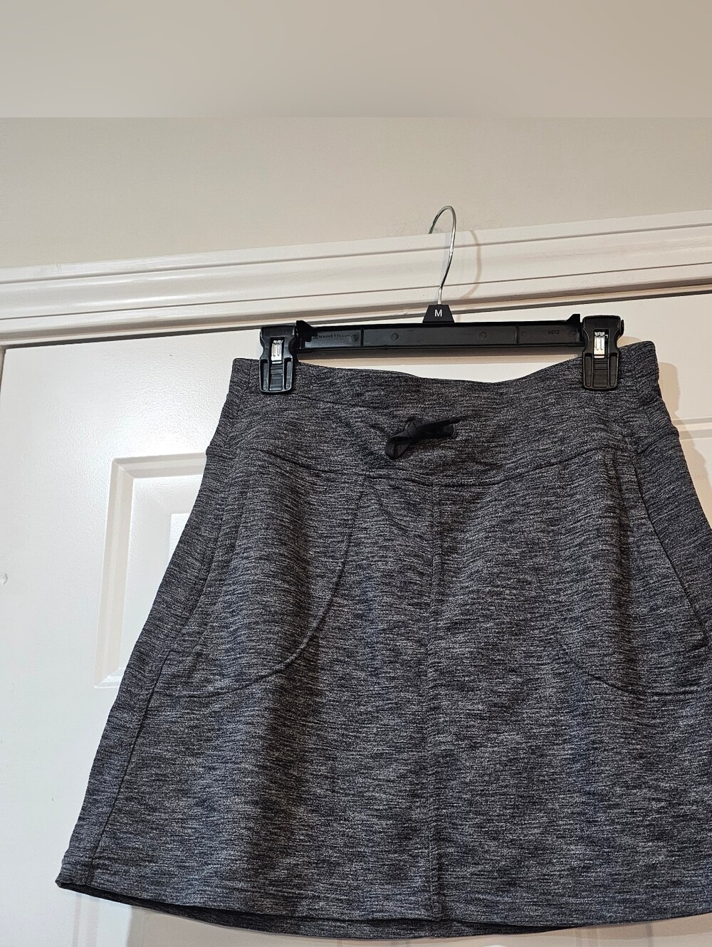 KÜHL Harmony  Skort Women's Dark Heather Gray Skort Size Small{Bx26}